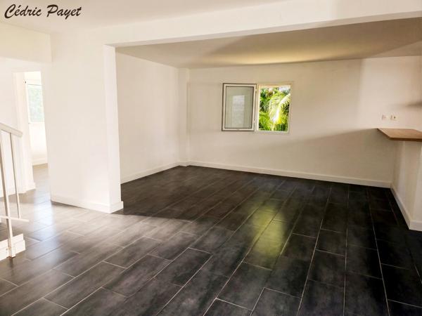 Maison à vendre F4 de 97 m2 sur un terrain de 447m2 LA RIVIERE (974)