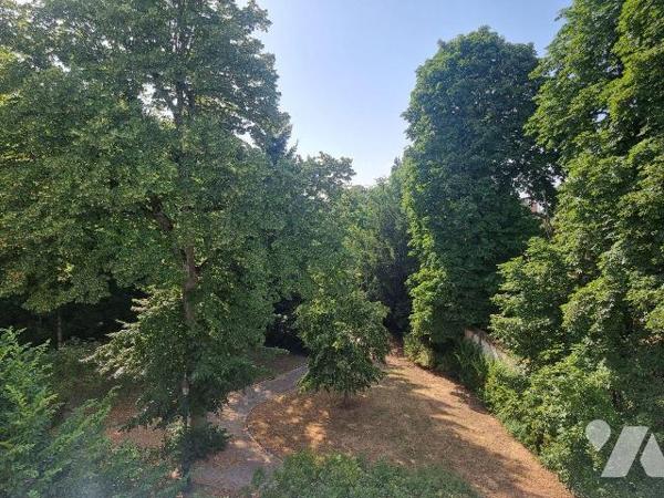 A vendre à Romorantin (41), situé au 3 étage d'une résidence agréable, cet appartement lumineux...