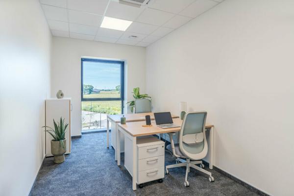 BUREAUX à LOUER de 1655 m²