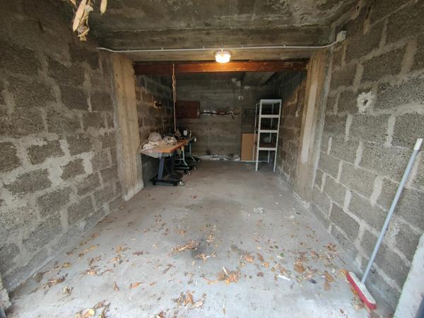 Stationnement à louer  •  13,48 m2 Grenoble