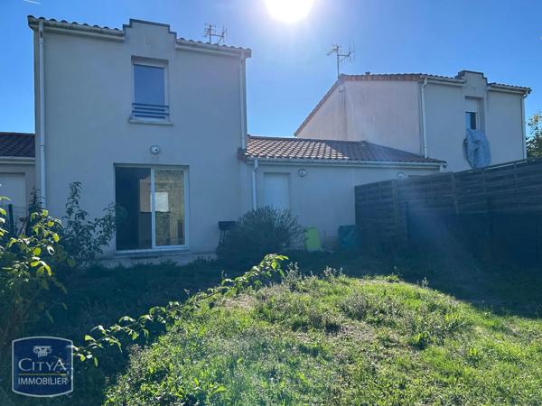 Maison à louer 3 pièces 65.64m² Poitiers (86000)