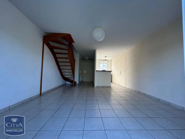 Maison à louer 3 pièces 65.64m² Poitiers (86000)