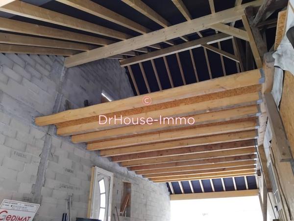 Immeuble à vendre 9 pièces de 266 m²