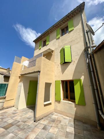 Vaison-la-Romaine (84110) RARE ! APPARTEMENT AVEC TERRASSE DE 31 M2 EN PLEIN COEUR DE MALAUCENE, AU PIED DU MONT VENTOUX