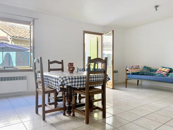 Vaison-la-Romaine (84110) RARE ! APPARTEMENT AVEC TERRASSE DE 31 M2 EN PLEIN COEUR DE MALAUCENE, AU PIED DU MONT VENTOUX