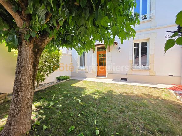 Vente
                Maison145 m² - 7 Pièces -
                    SENS (89100)