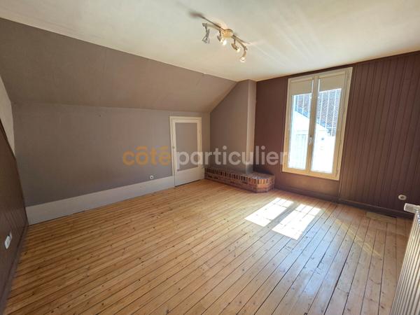 Vente
                Maison145 m² - 7 Pièces -
                    SENS (89100)