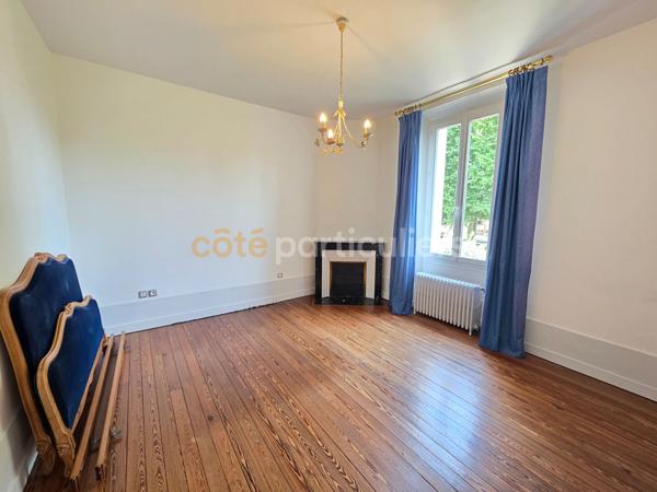 Vente
                Maison145 m² - 7 Pièces -
                    SENS (89100)