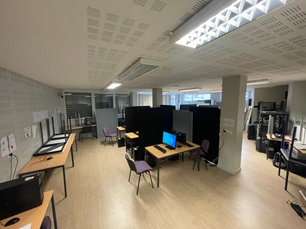 A LOUER - BUREAUX PMR - 230 M2 - SAINT-QUENTIN (02100) :
