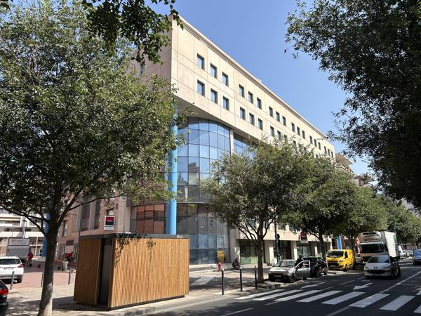 Perpignan centre-ville - Espace méditerranée - Bureaux à vendre - 164 m2