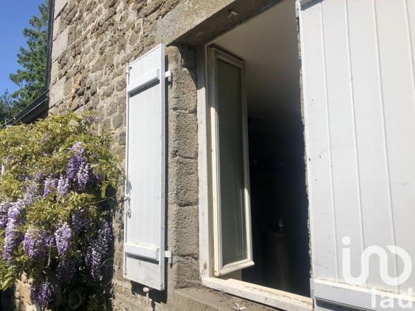 Maison de village 7 pièces de 148 m² à Charchigné (53250)