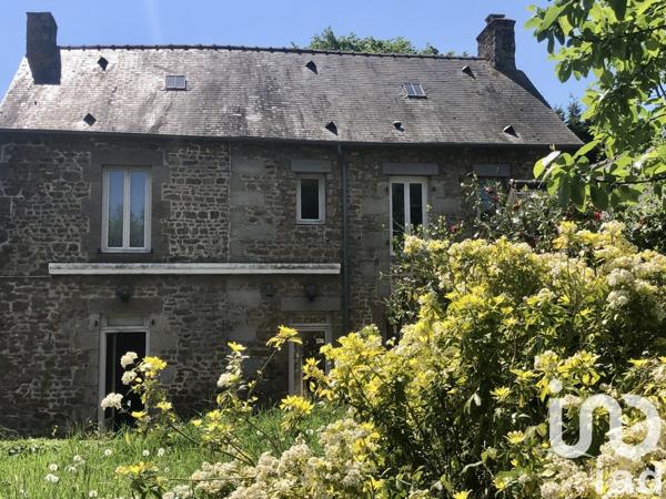 Maison de village 7 pièces de 148 m² à Charchigné (53250)