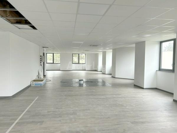 BUREAUX à LOUER de 152 m²