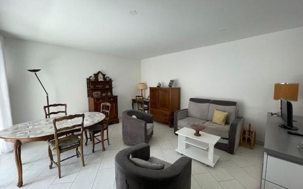 Appartement à vendre    2 pièces • 53,90 m2 Les Sables-d'Olonne