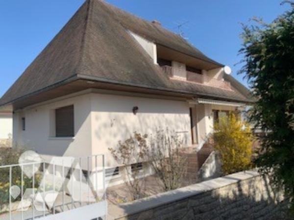 DIJON
Sur les hauteurs de DIJON quartier Marc d'OR,