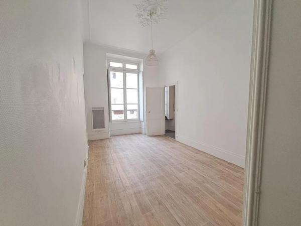 Appartement à louer à Versailles (78000)