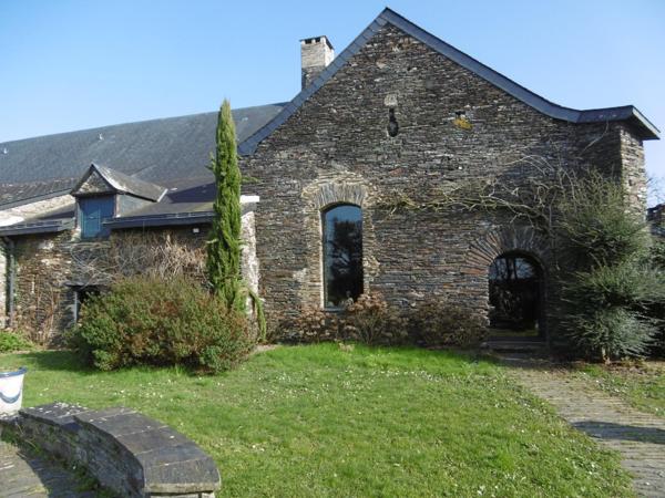 Cette jolie propriété pour gite, Airbnb, chambres d'hôte ou maison familiale.