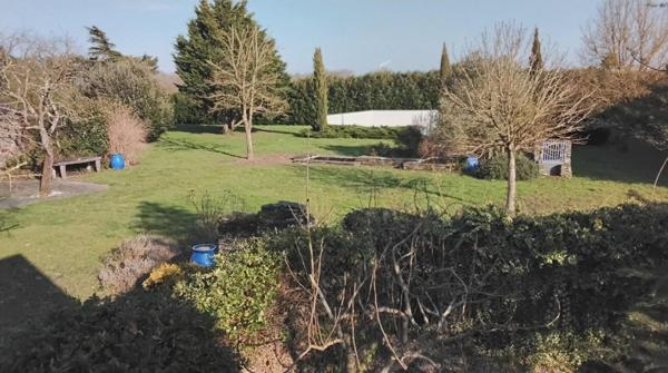 Cette jolie propriété pour gite, Airbnb, chambres d'hôte ou maison familiale.