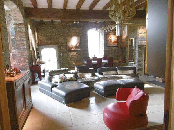 Cette jolie propriété pour gite, Airbnb, chambres d'hôte ou maison familiale.