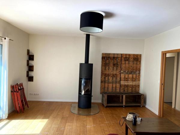 Maison 5 pièces à vendre avec STUDIO indépendant - 5 pièces VACQUIERES (34) -