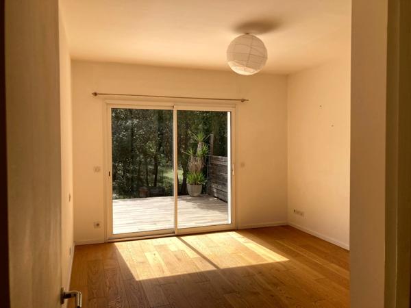Maison 5 pièces à vendre avec STUDIO indépendant - 5 pièces VACQUIERES (34) -
