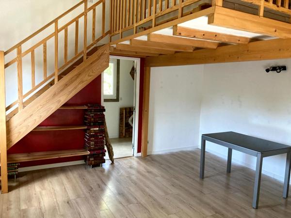 Maison 5 pièces à vendre avec STUDIO indépendant - 5 pièces VACQUIERES (34) -
