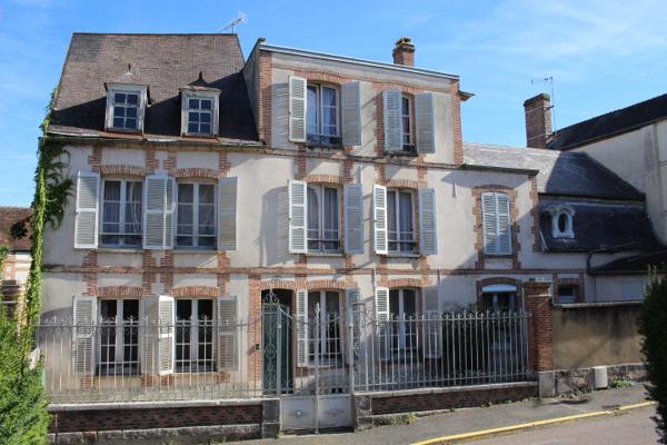 MAISON SEZANNE CENTRE VILLE