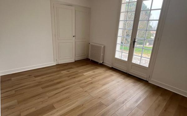 Maison à vendre    4 pièces • 138 m2 Saint-Sulpice-et-Cameyrac