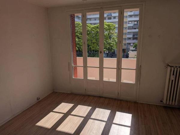 Appartement 3 pièces                                        - 69100 Villeurbanne Réf : 5126