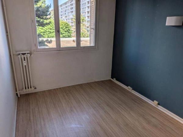 Appartement 3 pièces                                        - 69100 Villeurbanne Réf : 5126