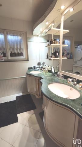 Maison 5 pièces de 125 m² à AY (51160)