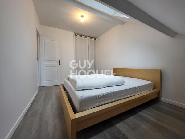Appartement F3 en duplex meublé