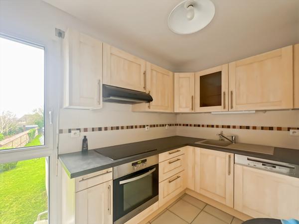 Appartement Franqueville Saint Pierre CENTRE 3 pièce(s) 64.10 m2