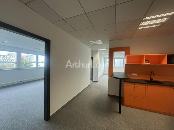 BUREAUX à LOUER de 190 m²