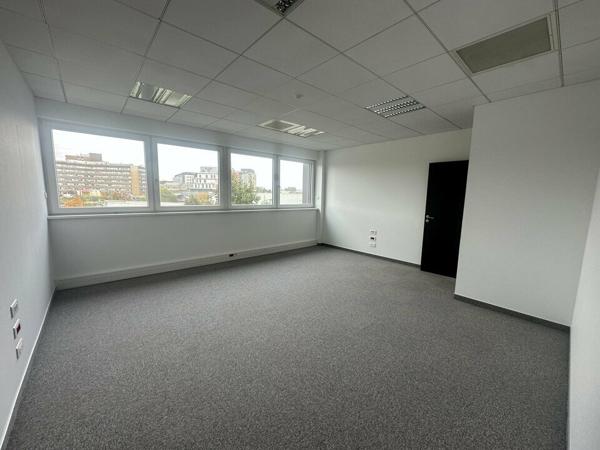BUREAUX à LOUER de 190 m²