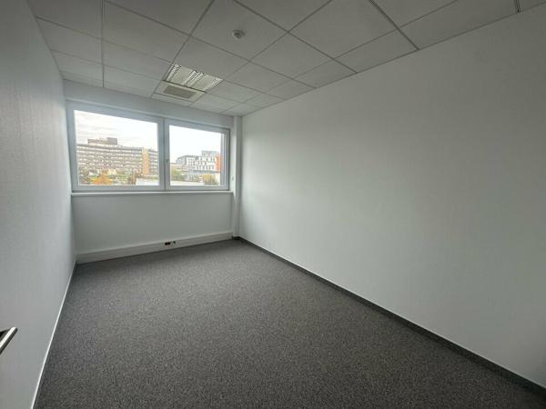 BUREAUX à LOUER de 190 m²