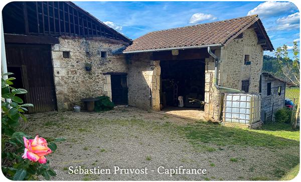 Proche de BRANTOME (24)Fermette à vendre 62m2, Combles 90m2, Grange 140m2, Dépendance, Terrain 21436m2
