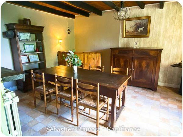 Proche de BRANTOME (24)Fermette à vendre 62m2, Combles 90m2, Grange 140m2, Dépendance, Terrain 21436m2