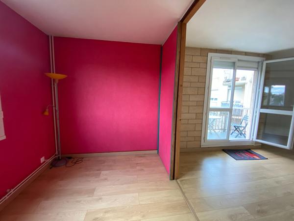 Maisons-Alfort Appartement 4 pièces 82.09 m² avec balcon et 2 places de parking