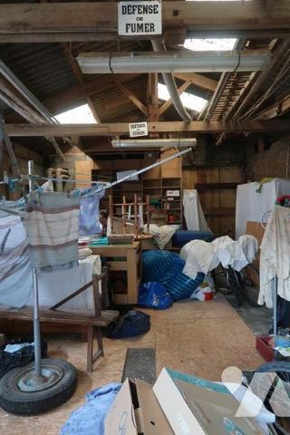 Beau potentiel  au cœur de la Chataigneraie - 