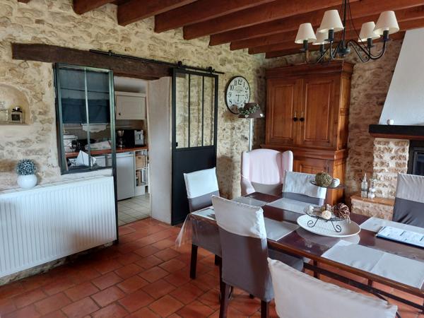 4 chambres et terrain de + de 6000m2