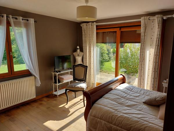 4 chambres et terrain de + de 6000m2