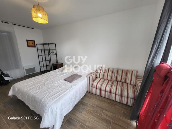 Maison neuve 5 pièces avec piscine à vendre pas loin de centre-ville