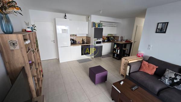 Appartement à louer Nantes : 3 pièces, 65m² avec 2 chambre(s) à 838€ - AJP Immobilier Nantes Sud