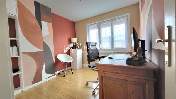 Maison 8 pièce(s) 5 chambre(s) 147.6 m²