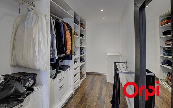 Maison à vendre    5 pièces •  Ruy