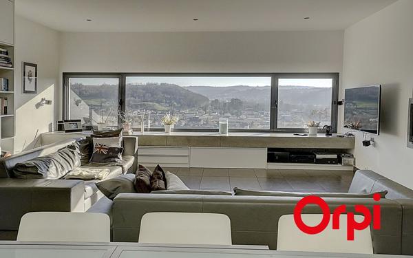 Maison à vendre    5 pièces •  Ruy