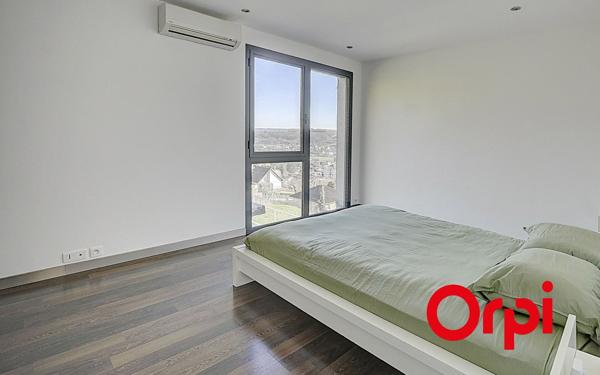 Maison à vendre    5 pièces •  Ruy