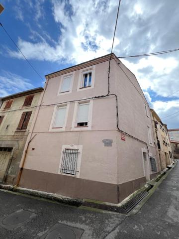 Immeuble de rapport 113 m² à Prades avec 2 studios et 2 F3