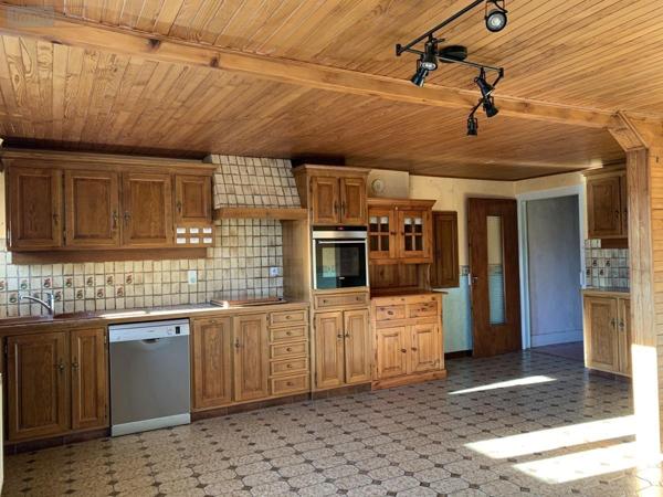 Maison à vendre à Gex dans l'Ain (01170), ref : 01043-141